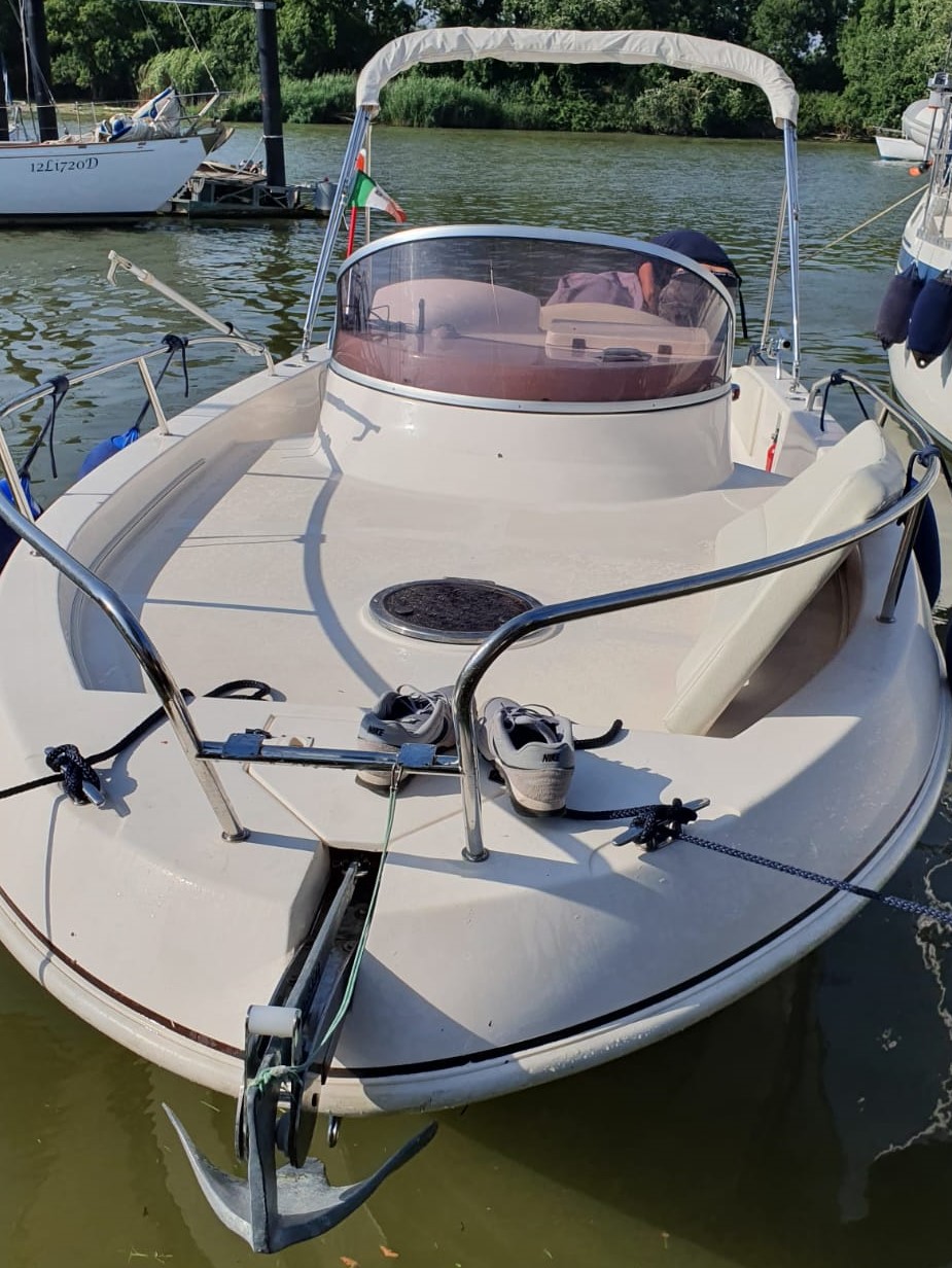 <<< VENDUTO >>> Mano Marine 21,50 Wa + Yamaha 150hp+ Poss Carrello<br><a href=dettaglio.aspx?Id=447 >VAI ALLA SCHEDA</a>